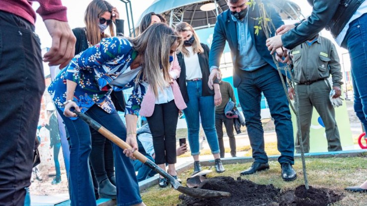 Malena Galmarini lanzó EcoAySA